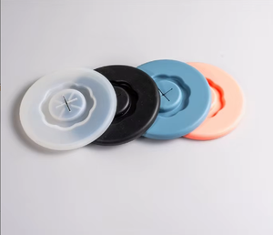 <b>Silicone</b> Cup Lid with Star Straw Hole | 95mm Diameter Universal Leak-proof & Dust-proof Soft Lid - Product Image 2
