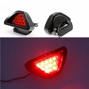 Freno auto di fabbrica LED luce pilota universale triangolo flash fit posteriore surround anti-collisione posteriore F1 da corsa - Product Image 6