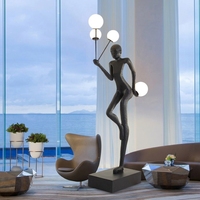 Lampadaire LED de luxe moderne en forme humaine, sculpture artistique créative pour salon, ornement de salle d'exposition, modèle pour villa
