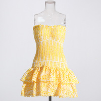 Nouvelle Robe Mini Été 2025 Femme Style Européen Américain Sexy Coupe Trapèze Sans Manches Ourlet Volanté Slim Décontractée Antistatique en Mousseline Naturelle