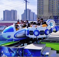 Manège d'occasion UFO Flying Car à 13 places sur rail coulissant, équipement de parc d'attractions remis à neuf