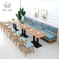 Ensemble de meubles pour café, restaurant, tables carrées en bois, canapé en cuir bleu, tabourets, ensemble de banquettes, moderne, durable, respectueux de l'environnement