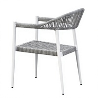 Chaise de jardin tressée en aluminium de haute qualité pour l'extérieur, idéale pour les villas et les parcs – Vente en gros
