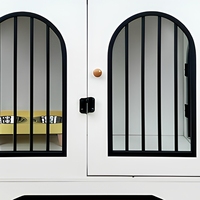 Meuble de Chambre pour Chien Castle : Caisson en Bois Blanc avec Porte Métallique Arquée pour Chiens de Taille Moyenne à Grande, Utilisation Intérieure