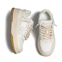 Chaussures en cuir blanc personnalisées pour hommes, chaussures décontractées à la mode, chaussures de skate, baskets pour hommes, chaussures de marche