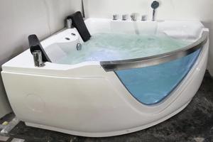Baignoire d'hydrothérapie de spa pour adultes, style japonais, avec oreiller, jupe à trois côtés, massage, balcon, hot tube, spa pour l'extérieur, fête - Product Image 4