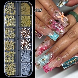 12 compartiments de décorations mixtes pour ongles : perles argentées et dorées, coquillages, mini-rivets, strass pour nail art - Product Image 3