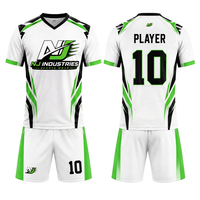 Ensemble de maillots de football respirants à manches courtes, dernier style, pour adultes, vente en gros, haute qualité