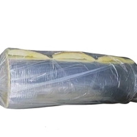 Couverture isolante en laine de verre de haute qualité de 100mm d'épaisseur excellente isolation thermique pour les toits de murs d'entrepôt en fibre de verre