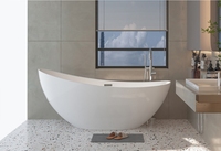 Baignoire en acrylique de grande taille de type spa utilitaire en forme de croissant, baignoire nordique, intégrée, sans couture, hôtel, baignoire européenne indépendante