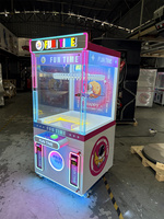 Machine de jeu à clipser Fun Time avec différents cadeaux