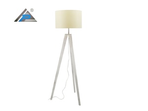 <span class=keywords><strong>Lámpara</strong></span> <span class=keywords><strong>de</strong></span> <span class=keywords><strong>pie</strong></span> con trípode <span class=keywords><strong>de</strong></span> madera Retro Vintage nórdico, <span class=keywords><strong>lámpara</strong></span> <span class=keywords><strong>de</strong></span> esquina LED <span class=keywords><strong>de</strong></span> cuerpo <span class=keywords><strong>de</strong></span> <span class=keywords><strong>bambú</strong></span> <span class=keywords><strong>de</strong></span> diseño moderno para decoración del hogar para sala <span class=keywords><strong>de</strong></span> estar - Product Image 4