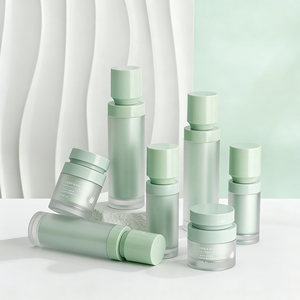 Flacons cosmétiques vides rechargeables en PETG givré <span class=keywords><strong>vert</strong></span> menthe de 30 ml, 50 ml, 120 ml, contenants pour sérum, lotion, crème, soins de la peau avec pompe - Product Image 5