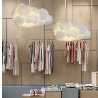 Lampe suspendue LED moderne, lampe créative en forme de nuages blancs avec nuages de coton flottants pour la décoration de la maison