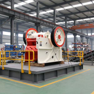 新型小型可搬式アスファルト岩石ジョークラッシャー牽引式採掘機器、70-240t/hの処理能力、簡単操作、ZHONGDEブランド - Product Image 1