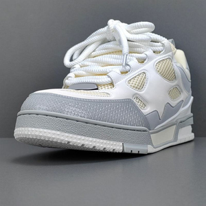 Baskets compensées épaisses pour femmes grandes tailles, en maille multi-matériaux, à lacets, semelle épaisse, respirantes, légères, antidérapantes, pour le basketball - Product Image 1