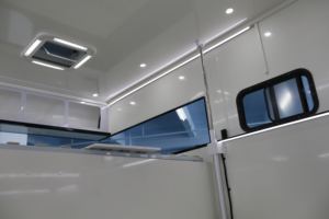 Ecocampor 4X4, camping-car tout-terrain en aluminium, pick-up, tente pop-up, auvent coulissant sur le pick-up - Product Image 6