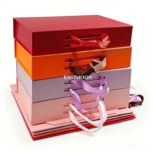 Magnetic Folding Shoe Gift <b>Box</b> Portable Ribbon Handle Custom Color <b>Collapsible</b> Luxury Sneaker Packaging <b>Box</b> - Product Image 4