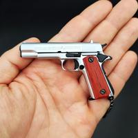 Porte-clés Mini Pistolet Jouet pour Garçons 1911 en Bois, avec Cartouche Texturée, Design Cool
