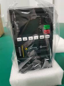 อินเวอร์เตอร์ Aikon VFD 380V สำหรับมอเตอร์  ตัวแปลงความถี่แบบประหยัด  ควบคุมมอเตอร์และคอมเพรสเซอร์แบบ 3 เฟส รุ่น AGD100 380v Varia - Product Image 1