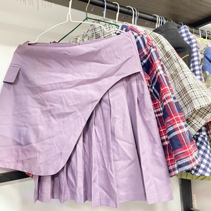 Compra al por Mayor con Descuento de Ropa Usada, Lote de 100~1000 Piezas de Falda Plisada Romántica con Estampado Floral Dulce, <span class=keywords><strong>Rosa</strong></span> y Blanca - Product Image 5