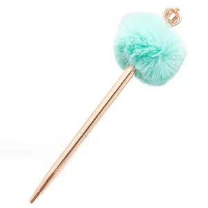 Bolígrafo de Metal Delgado Color Oro Rosa con Pompón de Peluche y Mini Corona Decorativa, Bolígrafo Giratorio Kawaii con Diseño Pastel y Peludo - Product Image 3