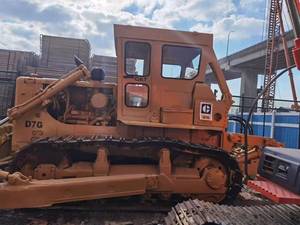 Bouteur sur chenilles Caterpillar D7G d'occasion, modèle 2023, capacité de bulldozing de 8,6 m, puissance de 90 CV, entièrement reconditionné, prêt pour le terrain - Product Image 6