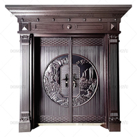 Porte d'entrée en acier au design classique avec sécurité antivol, double charnière, transom et pilier latéral pour maison
