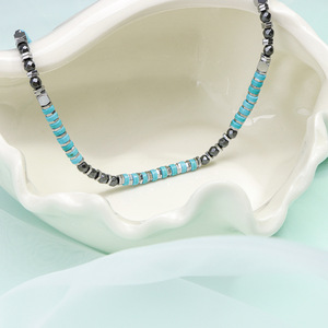 Collar de Cuentas Azul Turquesa, Cuentas Geométricas, Joyería de Moda para Fiestas - Product Image 4