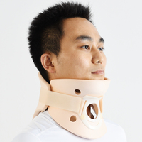 Appareil de traction cervicale en mousse Masseur de cou et attelle de collier pour le soulagement de la douleur Collier de civière pour le voyage