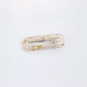 Fermaglio per Capelli Rettangolare in Acrilico Trasparente con Foglia d'Oro, Stile Europeo e Americano, per Uso Quotidiano Femminile, Prodotto in Cina - Product Image 1