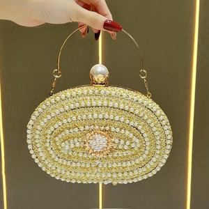 Bolsos de fiesta de moda con perlas, cristales y diamantes de imitación, elegantes bolsos de hombro con cadena y diamantes, bolsos de lujo para mujer. - Product Image 1