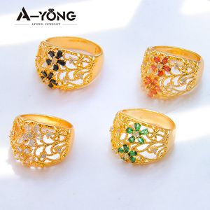 Bagues élégantes pour femmes, plaquées or 21 carats, avec fleurs tendance et zircon multicolores, cadeau idéal. - Product Image 6