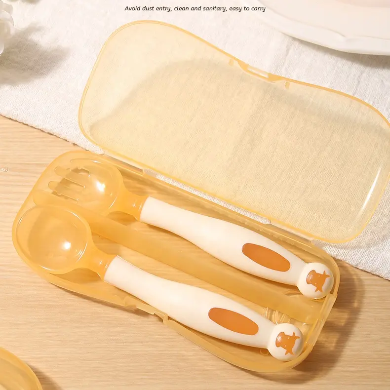 新しいデザインキッズトレーニング食器曲げ可能なスプーンベビープラスチックベビースプーンとフォーク