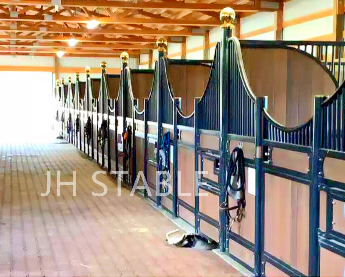 Prefabricated swing door stall simple equestrian horse stable
