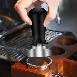 Herramienta Distribuidora de Café Espresso con Agarre Cómodo, 51mm 53mm 58mm, Base Niveladora de Acero Inoxidable, Accesorios para Barista - Product Image 4
