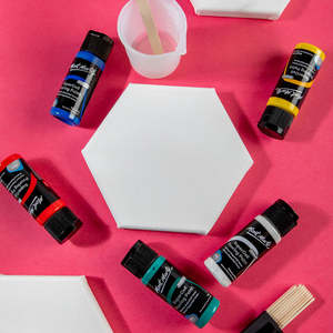 Kit de Pintura Fluida SuperCell de Mont Marte, Juego de Pintura Artística de 23 Piezas - Product Image 3