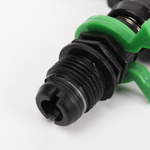 Aspersor Oscilante Ruiyang DN20 de Plástico, Sistema de Riego para Jardín - Product Image 3