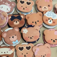 Nouveau support d'ours TW givré avec nœud papillon, compatible avec les coques de téléphone magnétiques en plastique, gadget de bureau pour personne paresseuse, fabriqué en Chine