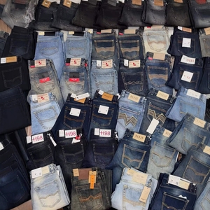 Jeans <span class=keywords><strong>Boyfriend</strong></span> da Uomo in Denim Chiaro Ricamati a Vita Media Casual Streetwear per Uso Quotidiano - Product Image 1