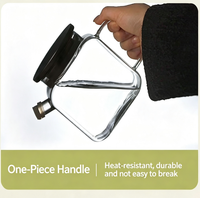 Carafe carrée en verre résistante à la chaleur pour eau froide, avec bec verseur anti-fuite et couvercle en acier inoxydable, idéale pour jus et thé glacé, compatible réfrigérateur