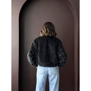 Blousons Bomber en Fausse Fourrure pour Femmes Topshow, Détails Perles, Logo Personnalisable, Manteau Court en Cuir Saison Automne, Peau de Mouton, Taille XL - Product Image 2
