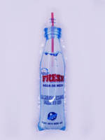 Fournisseur chinois de sachets de boisson en plastique de 330 ml pour eau pure et jus