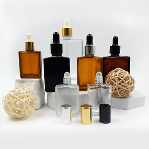 Flacon compte-gouttes carré de luxe 30 ml en verre dépoli noir transparent, imprimé sérigraphié, pour huile essentielle et sérum, avec emballage magnétique - Product Image 4