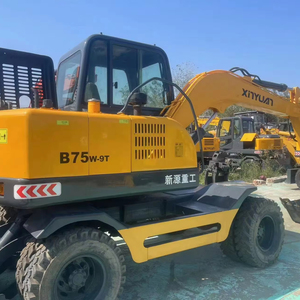Excavadora de Ruedas Usada Xinyuan B75, Mini Excavadora Original de Alta Calidad de 7 Toneladas, Acoplador Rápido, Certificación CE, Bomba Hidráulica KYB - Product Image 1