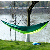 Marchandises ponctuelles et OEM 300*200cm Double taille 210T Nylon Portable 2 personnes hamac pliant extérieur pour la randonnée et les voyages