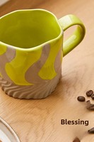 Tasse à café en céramique faite à la main, motif tourbillon rayé, passe au lave-vaisselle et au micro-ondes, finition émaillée colorée, vente en gros, logo personnalisé