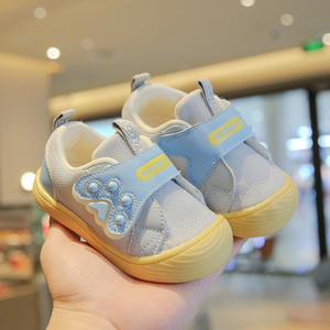 รองเท้าผ้าใบเด็กคุณภาพสูงสำหรับทุกฤดู ลายการ์ตูน สไตล์ลำลอง เหมาะสำหรับเด็กผู้ชายและเด็กผู้หญิง ใส่ไปโรงเรียนได้ - Product Image 2