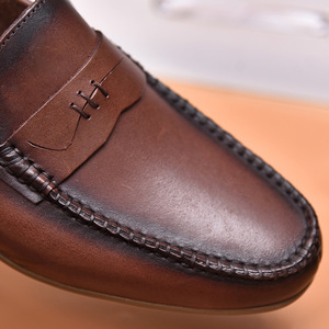 Mocassins en cuir véritable pour hommes, bout rond, à enfiler, chaussures décontractées et élégantes pour l'été - Product Image 1