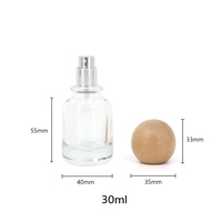 Flacons de parfum vides en verre transparent de 30 ml avec pompe à vaporisation fine ronde, design unique, logo personnalisé, avec couvercle en bois sphérique